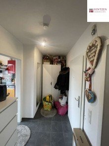 Diele Gem�tliche 2 Zimmerwohnung in ruhiger Wohnlage von Grevenbroich / Elsen.