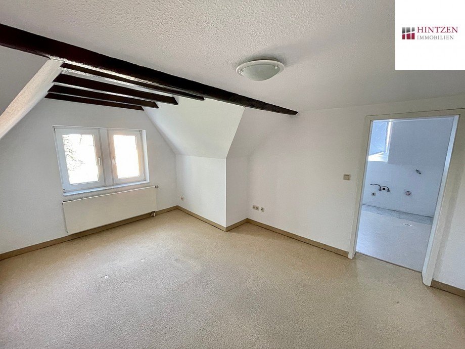 Wohnung DG Mehrfamilienhaus Grevenbroich