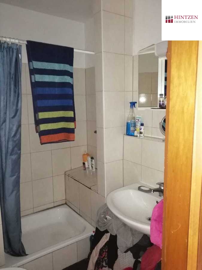 Wohnung EG Rechts Mehrfamilienhaus M�nchengladbach