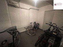 Fahrradkeller Vermietete Dachgeschosswohung mit Balkon und Stellplatz in zentraler Lage von Grevenbroich / Elsen