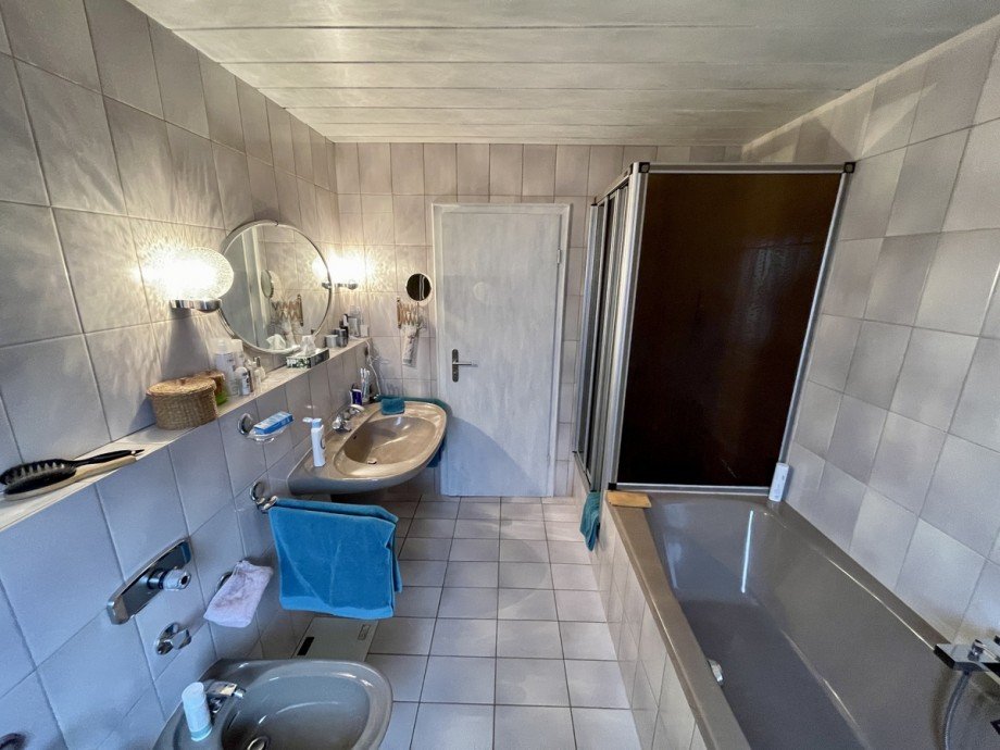 Badezimmer OG Einfamilienhaus J�chen