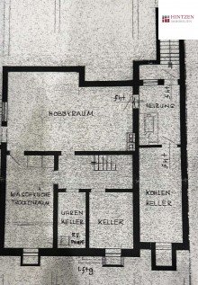 Keller Gro�es Einfamilienhaus mit Garten und Garage in Bedburg