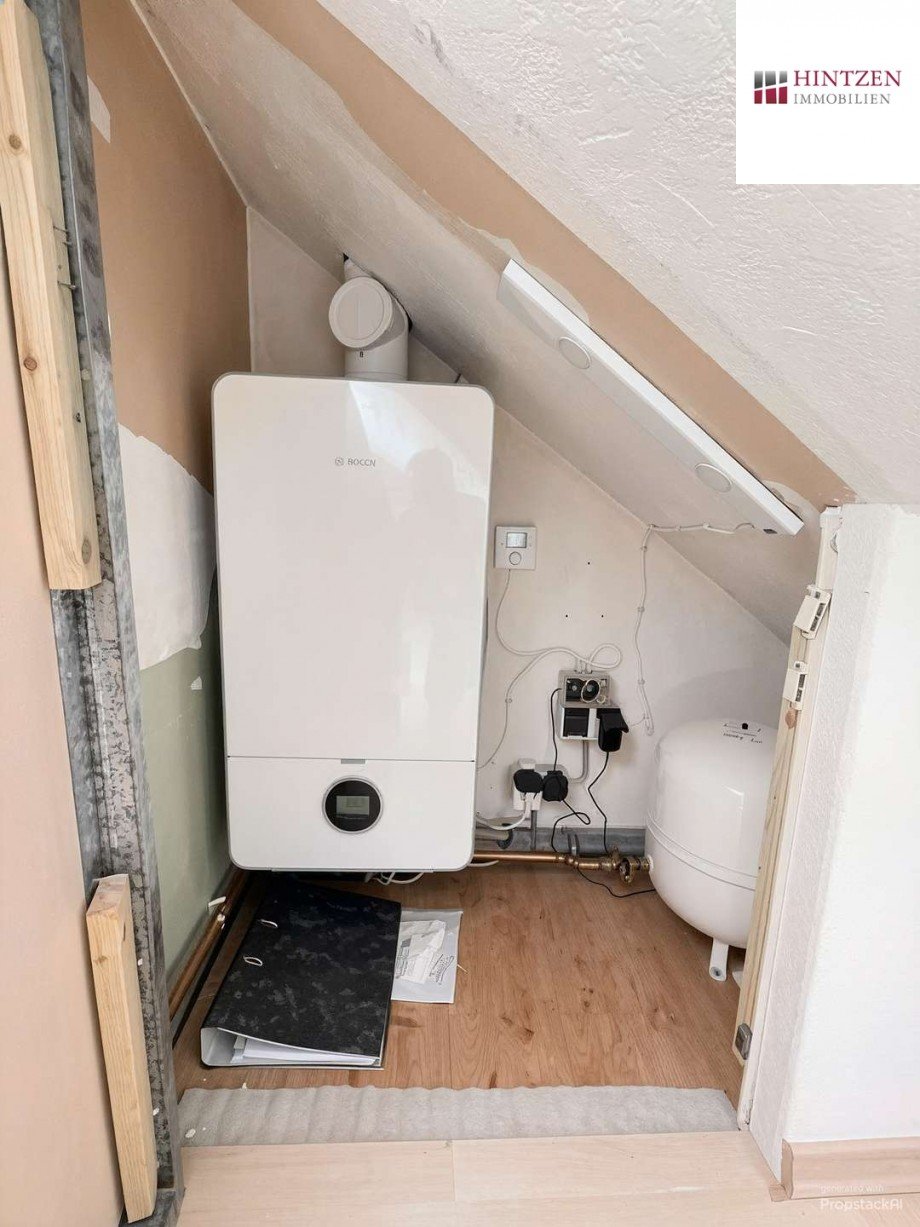 Heizung im DG Einfamilienhaus R�srath