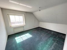 Schlafzimmer 1 F�r Gartenliebhaber individuelle Doppelhaush�lfte in J�chen.