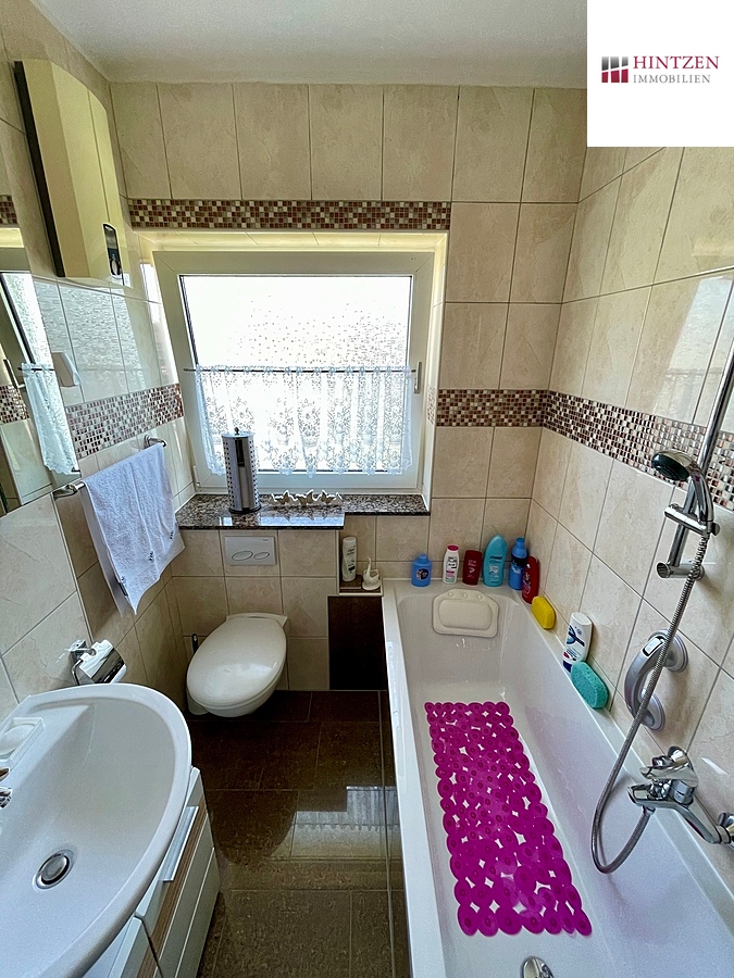 Badezimmer Etagenwohnung Grevenbroich