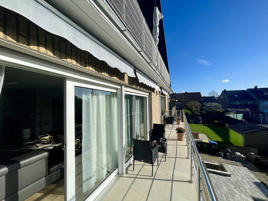 gro�er Balkon Etagenwohnung Bergheim