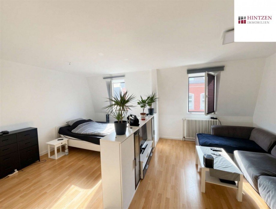 Wohnzimmer (Wohnung 2.OG Rechts) Mehrfamilienhaus Grevenbroich