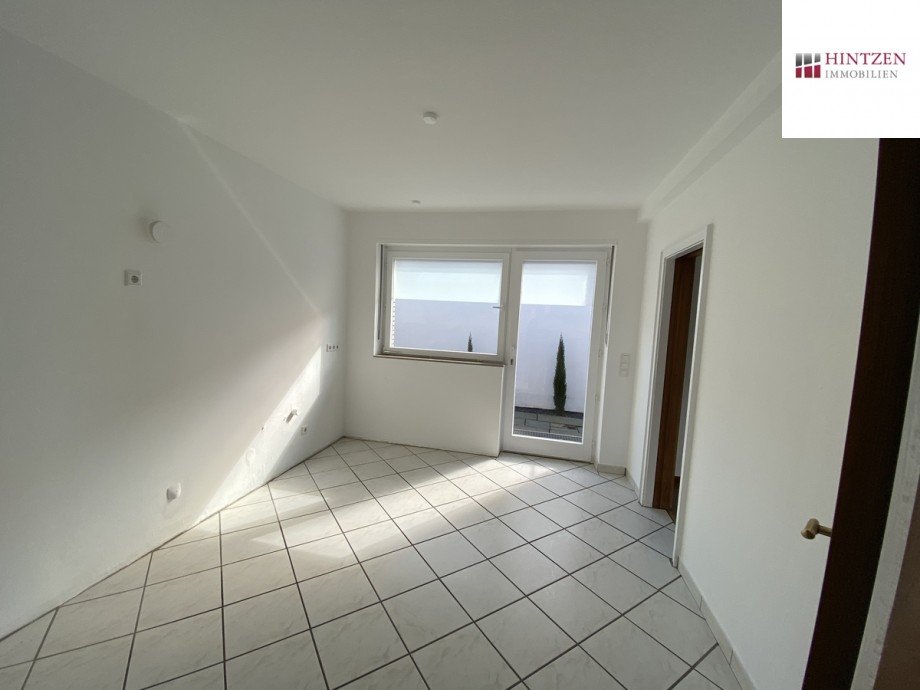 K�che mit Zugang zum Garten Bungalow Grevenbroich