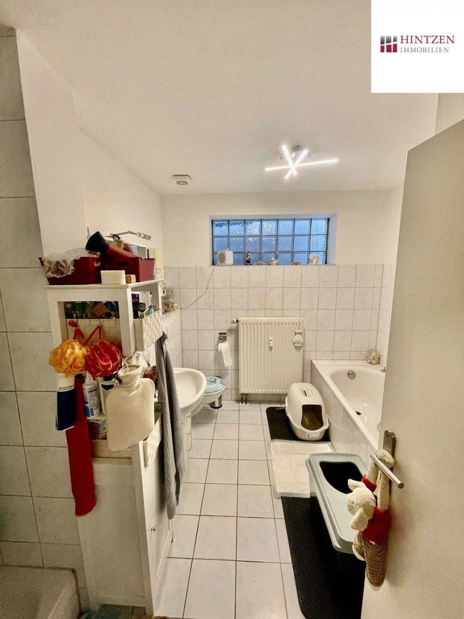 Badezimmer EG Mehrfamilienhaus Grevenbroich