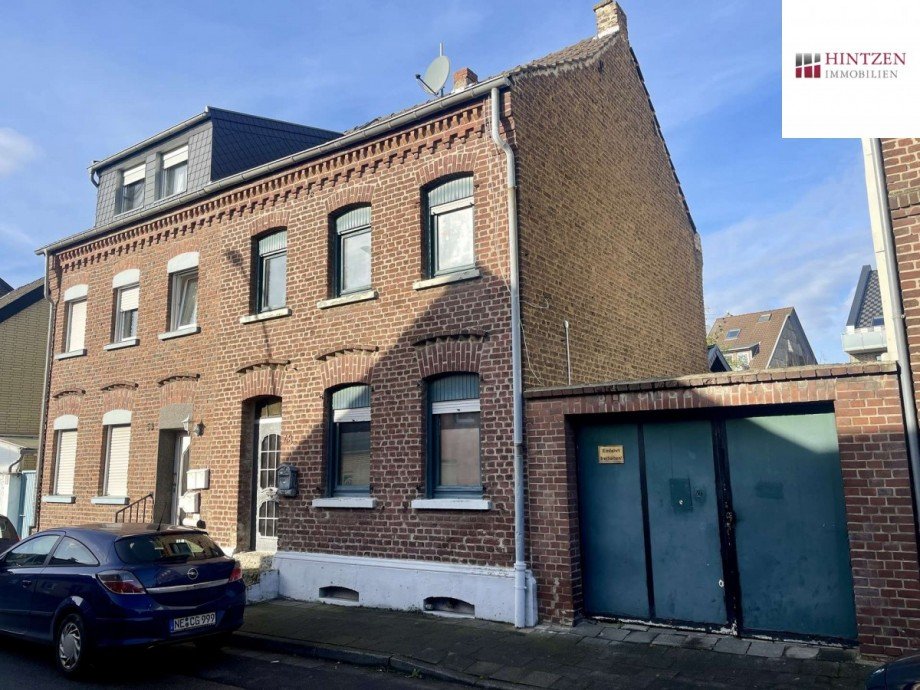 Stra�enansicht Einfamilienhaus Grevenbroich