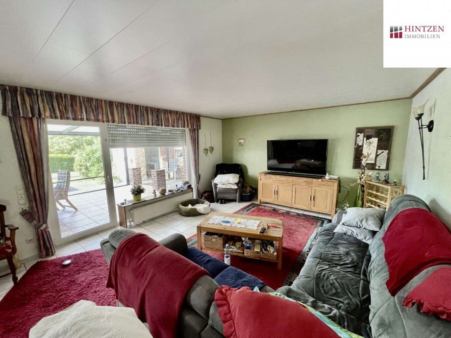 Wohn-Esszimmer Wohnung EG Einfamilienhaus J�chen