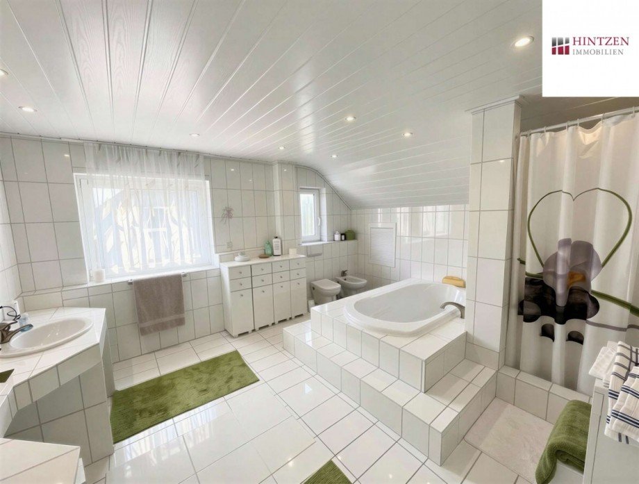 Badezimmer Einfamilienhaus J�chen