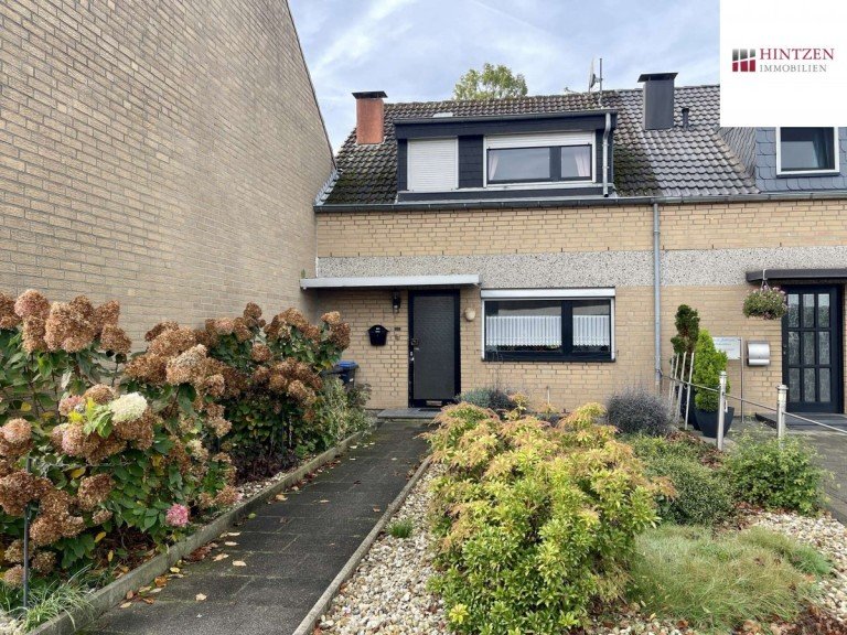 Stra�enansicht Grevenbroich - Grevenbroich - Wevelinghoven Einfamilienhaus Einfamilienhaus in Grevenbroich - Wevelinghoven mit Garage und sch�nem Garten.