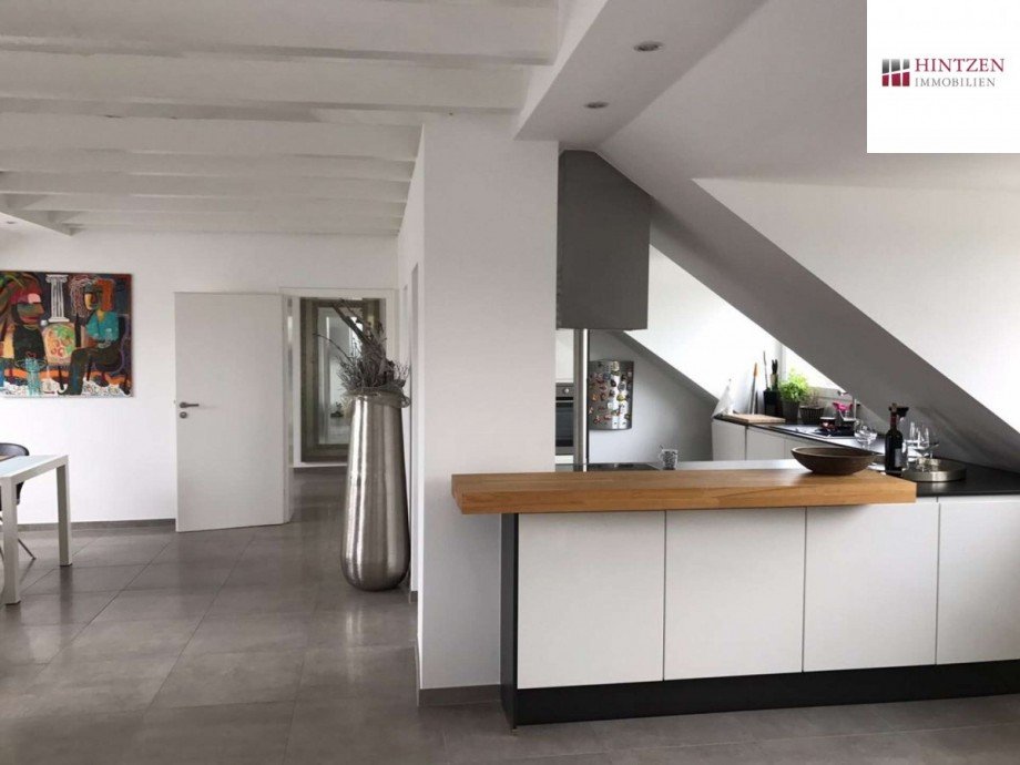 Wohnraum Dachgeschosswohnung Grevenbroich