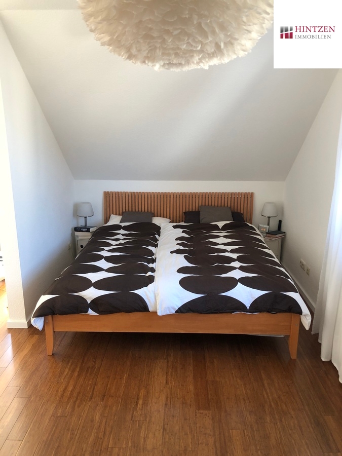 Schlafzimmer mit Ankleide Einfamilienhaus Grevenbroich