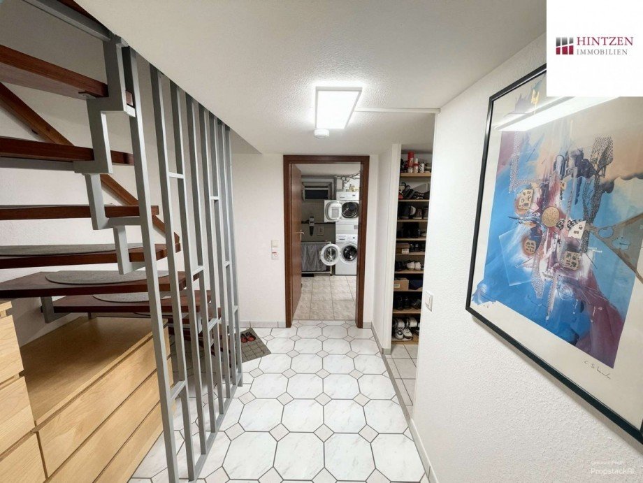 Flur im Keller Einfamilienhaus R�srath