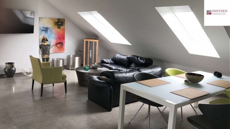 Wohnraum Dachgeschosswohnung Grevenbroich