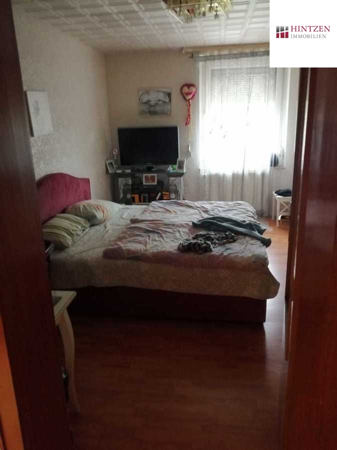 Wohnung EG Links Mehrfamilienhaus M�nchengladbach