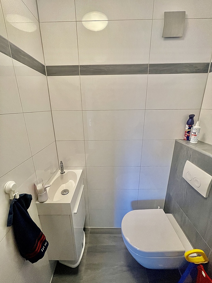 G�ste WC Etagenwohnung Bergheim