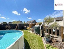 Garten (Wohnung EG) Zweifamilienhaus mit zwei Garagen nahe dem Rhein in Dormagen / St�rzelberg.