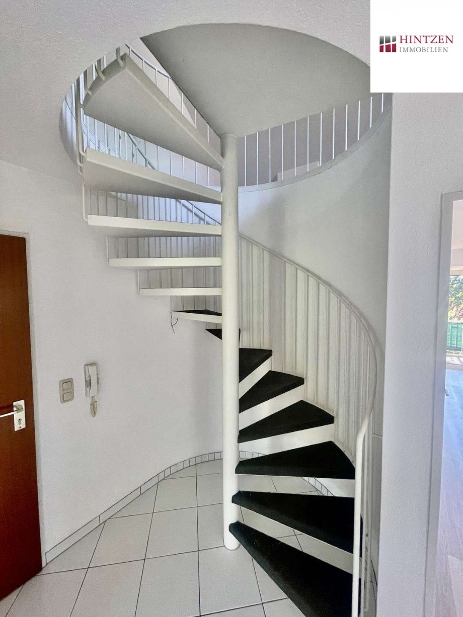 Wendeltreppe ins DG Maisonettewohnung Grevenbroich