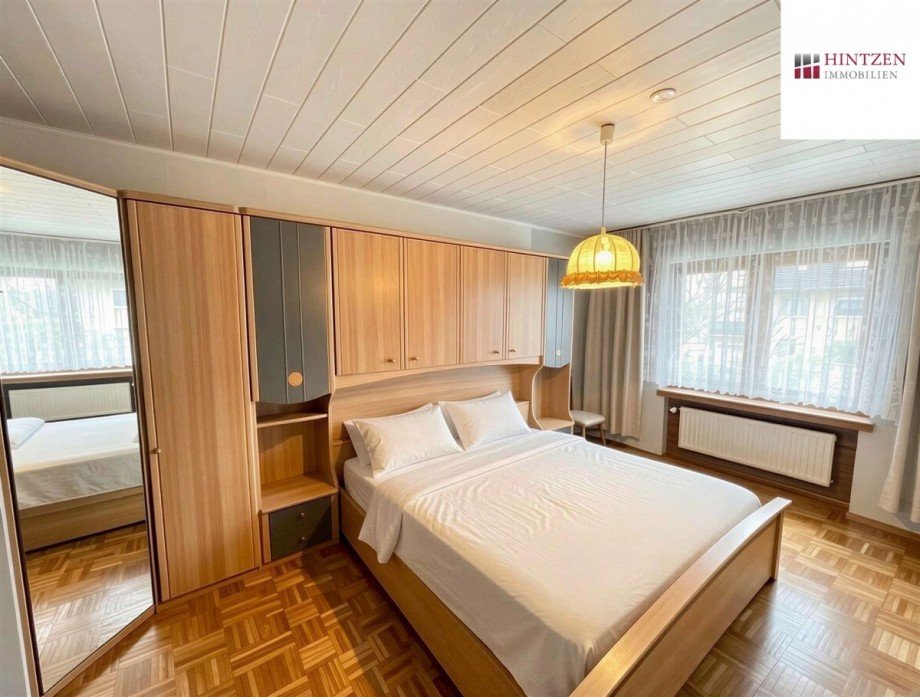 Eltern Schlafzimmer im OG Einfamilienhaus Grevenbroich