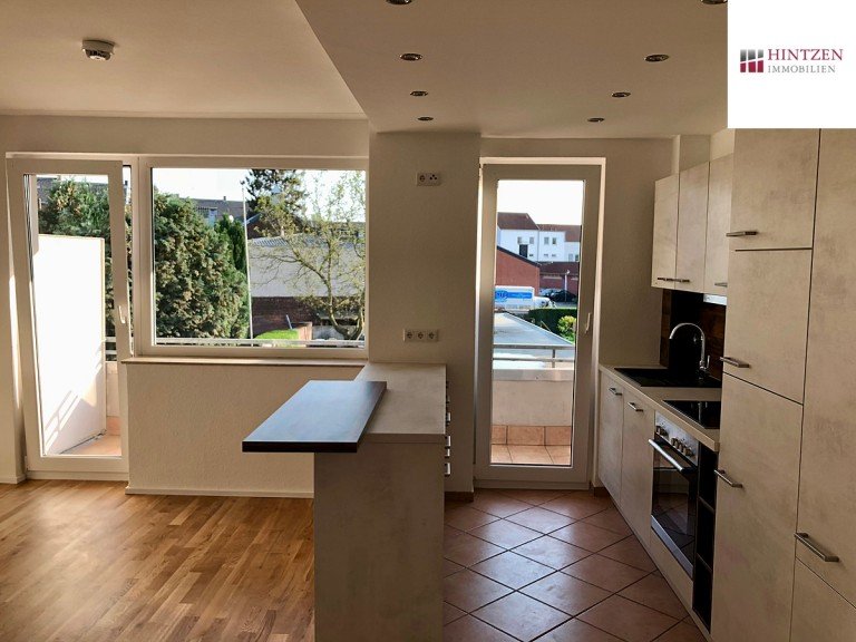 offene Wohn-K�che Grevenbroich - Stadtmitte Etagenwohnung Wohnung in der City von Grevenbroich mit unmittelbarer N�he zum Bahnhof.