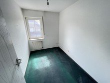 Ankleide oder Schlafzimmer 4 F�r Gartenliebhaber individuelle Doppelhaush�lfte in J�chen.