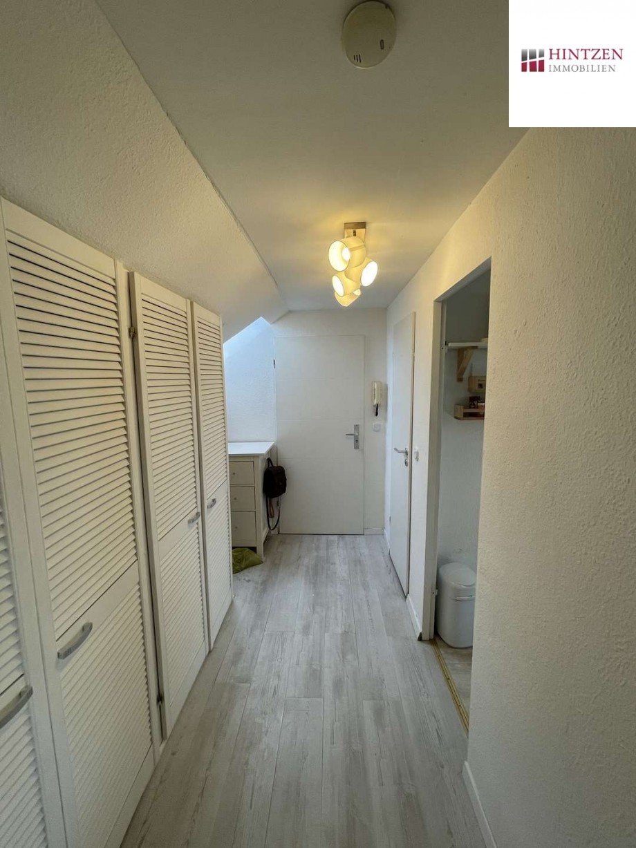 Flur (Wohnung DG) Etagenwohnung Dormagen