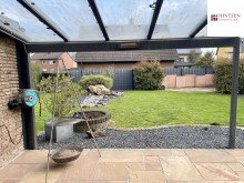 Garten Gro�es Einfamilienhaus mit Garten und Garage in Bedburg