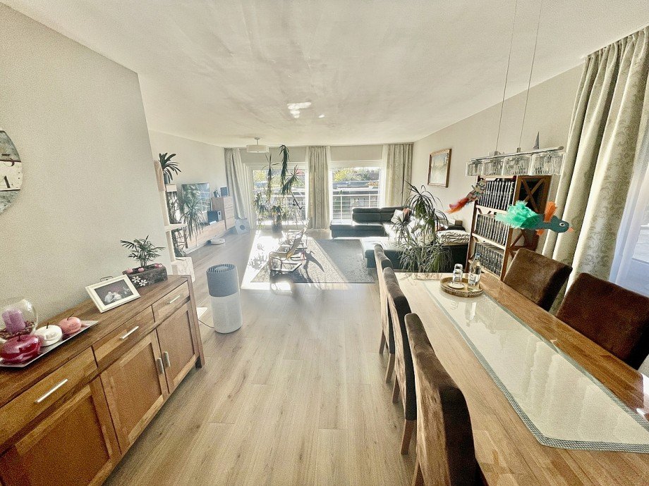Wohn-Esszimmer Etagenwohnung Bergheim