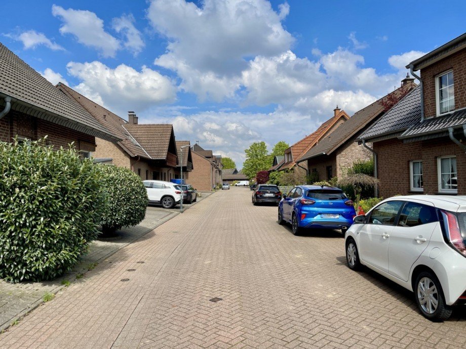 Wohnumfeld Einfamilienhaus J�chen