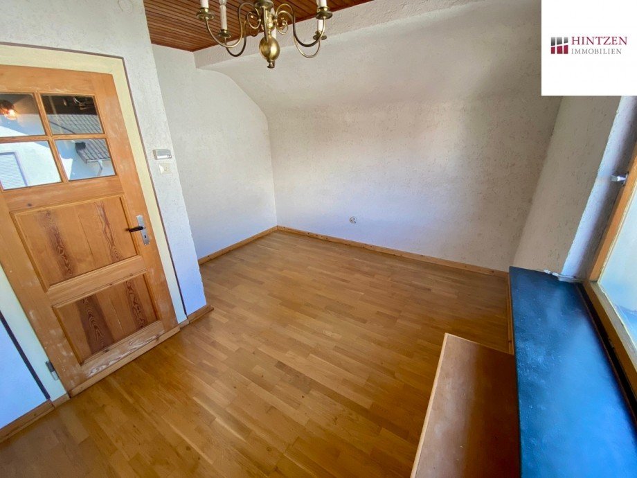 Zimmer 1 OG Einfamilienhaus Grevenbroich