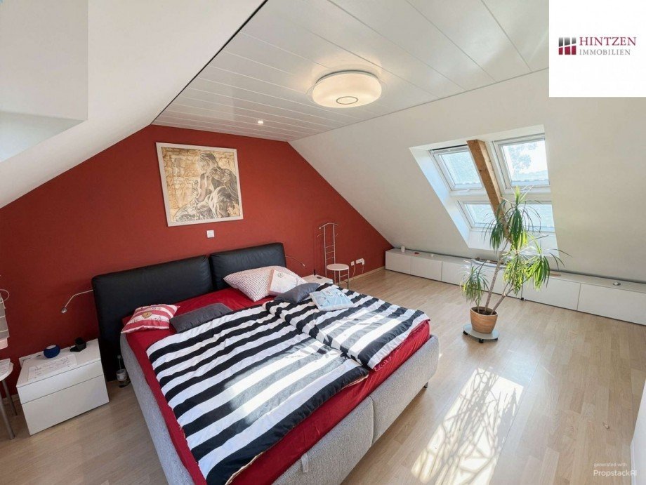 Schlafzimmer DG Einfamilienhaus R�srath