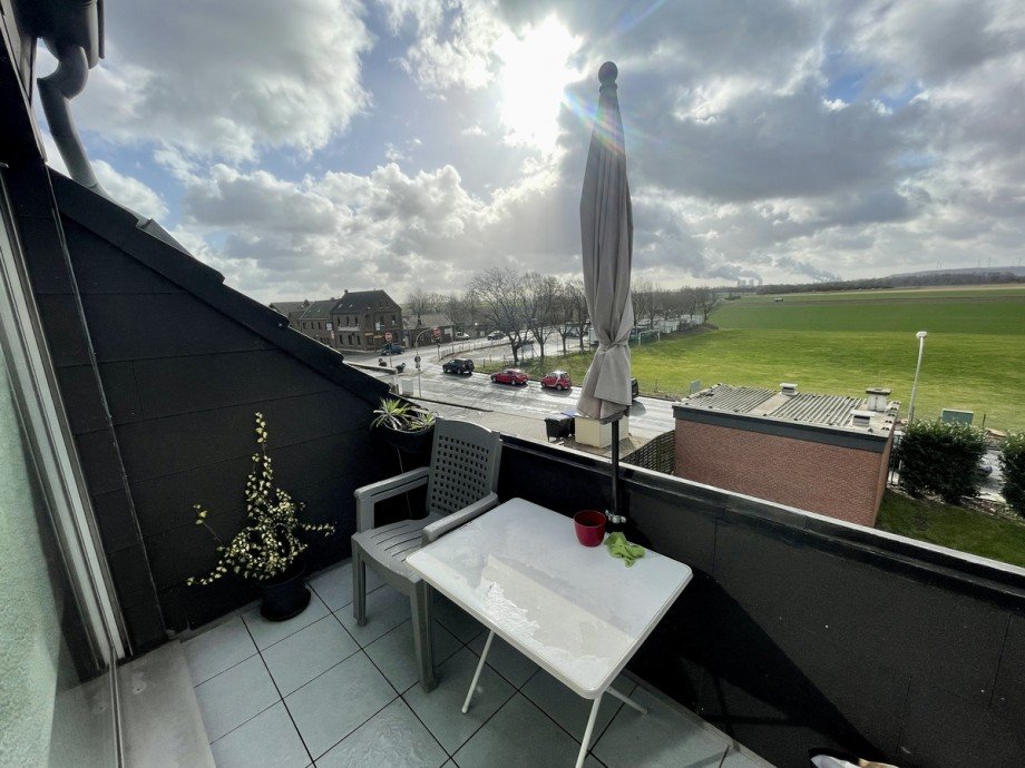 Wohnung DG Links Mehrfamilienhaus Grevenbroich