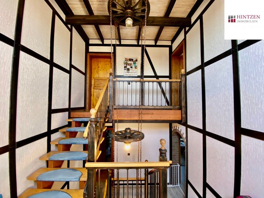 Zugang Zimmer Dachgeschoss Reihenmittelhaus Grevenbroich