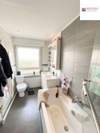 Bild (b86e82cbff4b45797945beb193c1ebab): Wohnung mit Garage, 10 Gehminuten von Rhein. In Dormagen-St�rzelberg.
