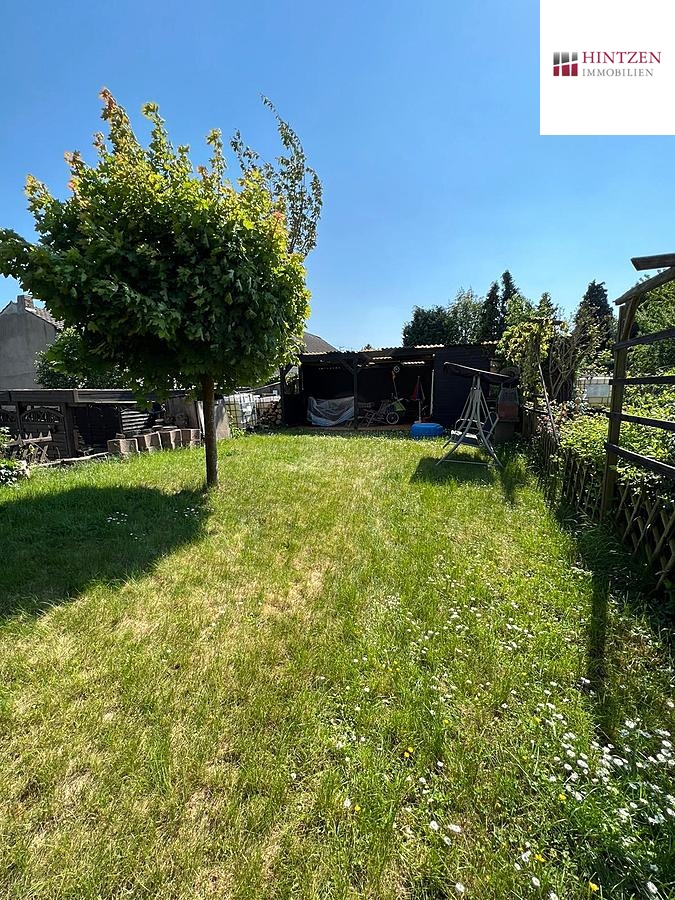 Eigener Garten Dachgeschosswohnung Grevenbroich
