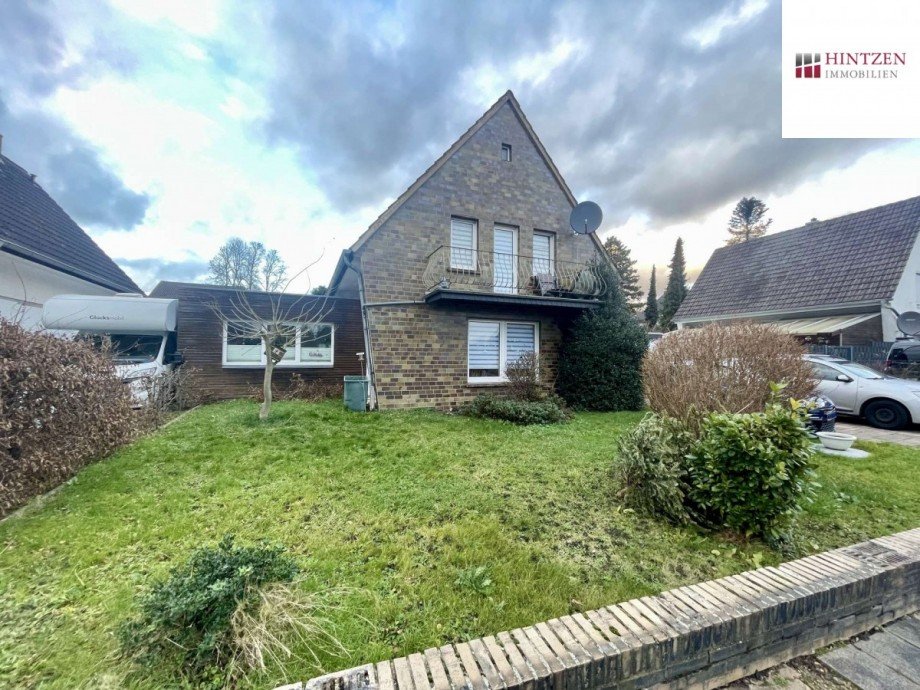 Ansicht Stra�e Einfamilienhaus Grevenbroich