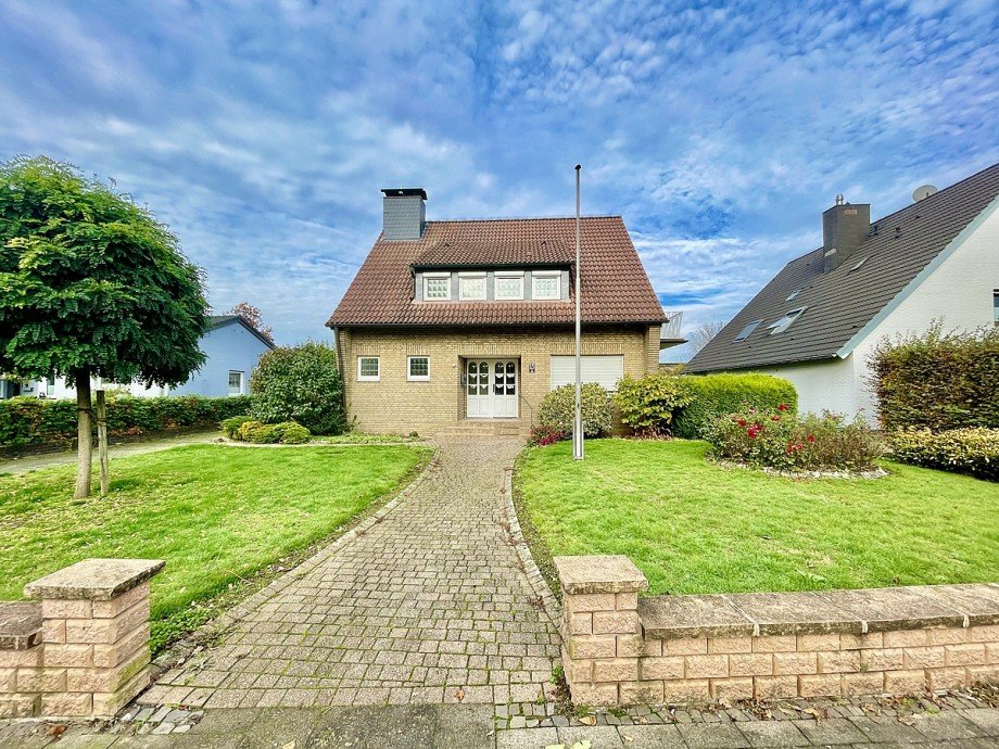 Vordere Ansicht Haus Grevenbroich