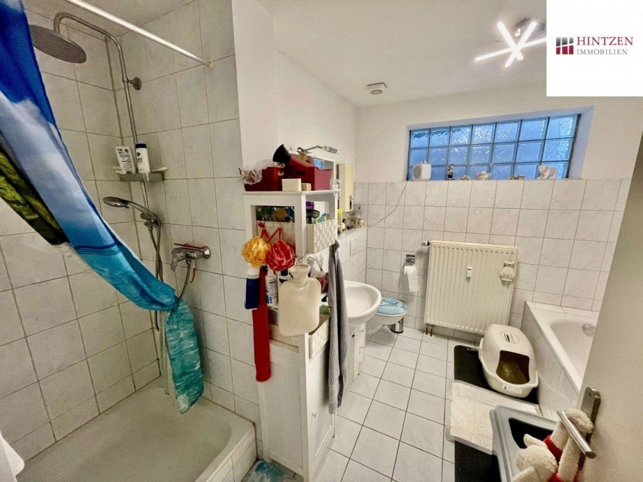Badezimmer EG Mehrfamilienhaus Grevenbroich