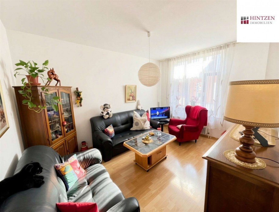 Wohnen (Wohnung 1.OG Rechts) Mehrfamilienhaus Grevenbroich