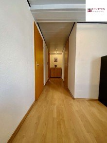 Flur OG Idyllisches Kernsaniertes Einfamilienhaus in Grevenbroich / Gustorf