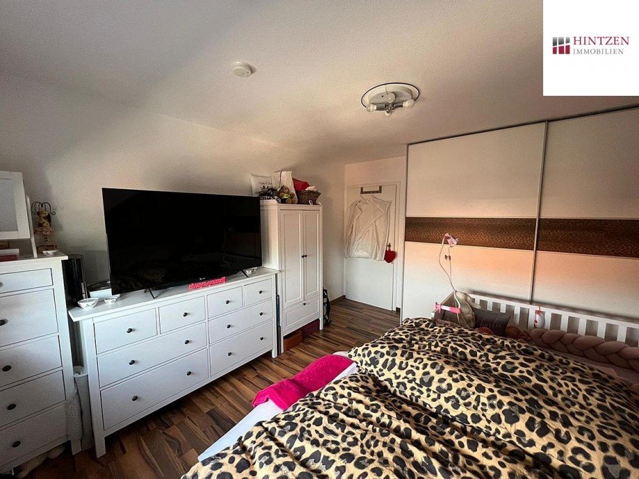 Schlafzimmer Dachgeschosswohnung Grevenbroich