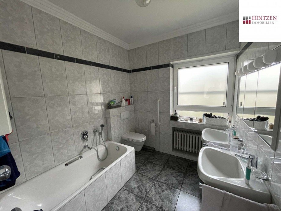 Badezimmer Einfamilienhaus Grevenbroich