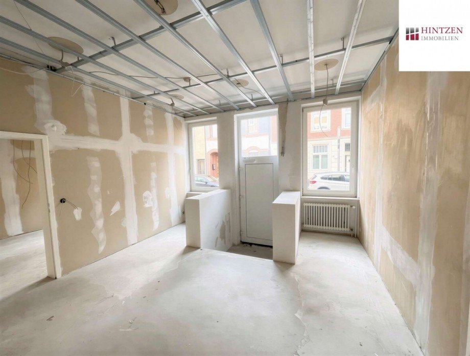 Eingang (Wohnung Erdgeschoss) Mehrfamilienhaus Grevenbroich