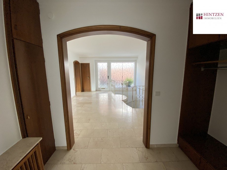 Blick in die Diele Bungalow Grevenbroich