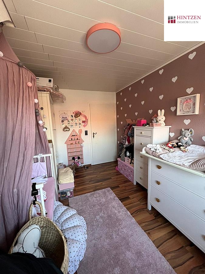 Kinderzimmer Dachgeschosswohnung Grevenbroich