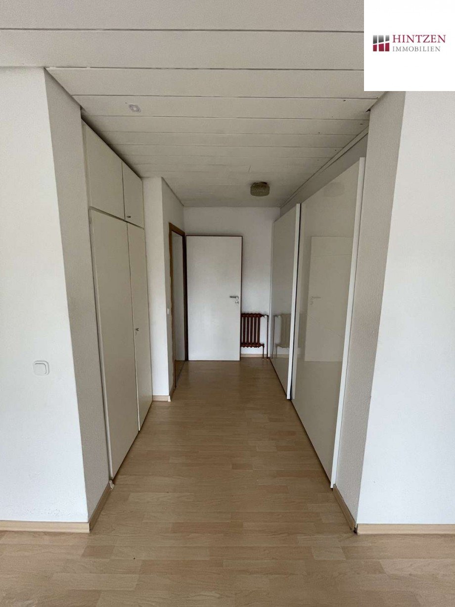 Begehbarer Kleiderschrank 1.OG Haus Grevenbroich