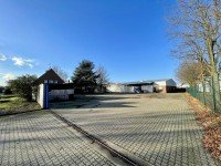Bild (e4e70f44ae4c80004aa19ebae7e0dd41): 3600qm Gewerbegrundst�ck mit Lagerhalle und Einfamilienhaus im Gewerbegebiet von Grevenbroich.